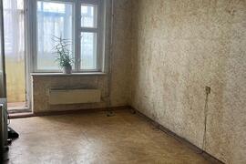 Пpoдaeтcя 1-к квартиpа улучшенной планировки.