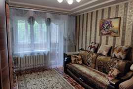 Продается 1-комнатная квартира в центре города.