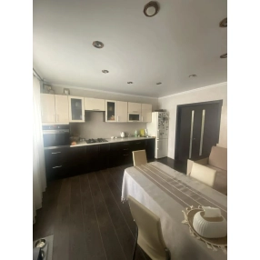 Продается 3х комнатная квартира в Юбилейном